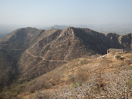 Monts Aravalli