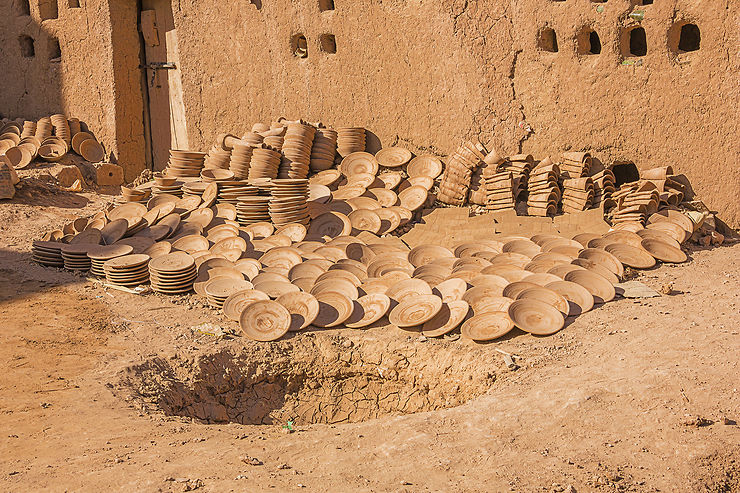 Tamegroute : poteries traditionnelles et bibliothèque exceptionnelle
