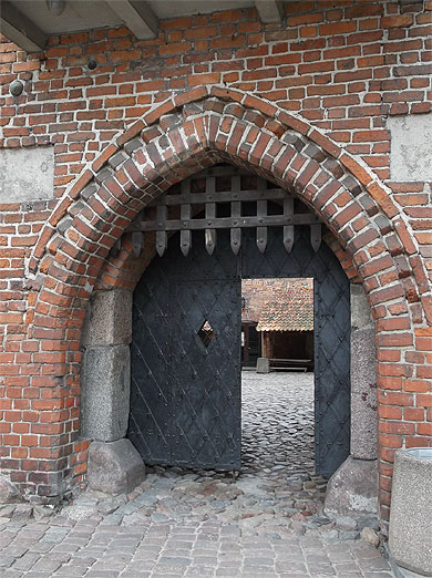 Zamek Krzyzacki : entrée Zamek Krzyzacki : entrée