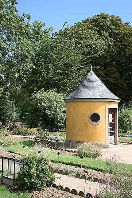 Petite maison du jardin des plantes