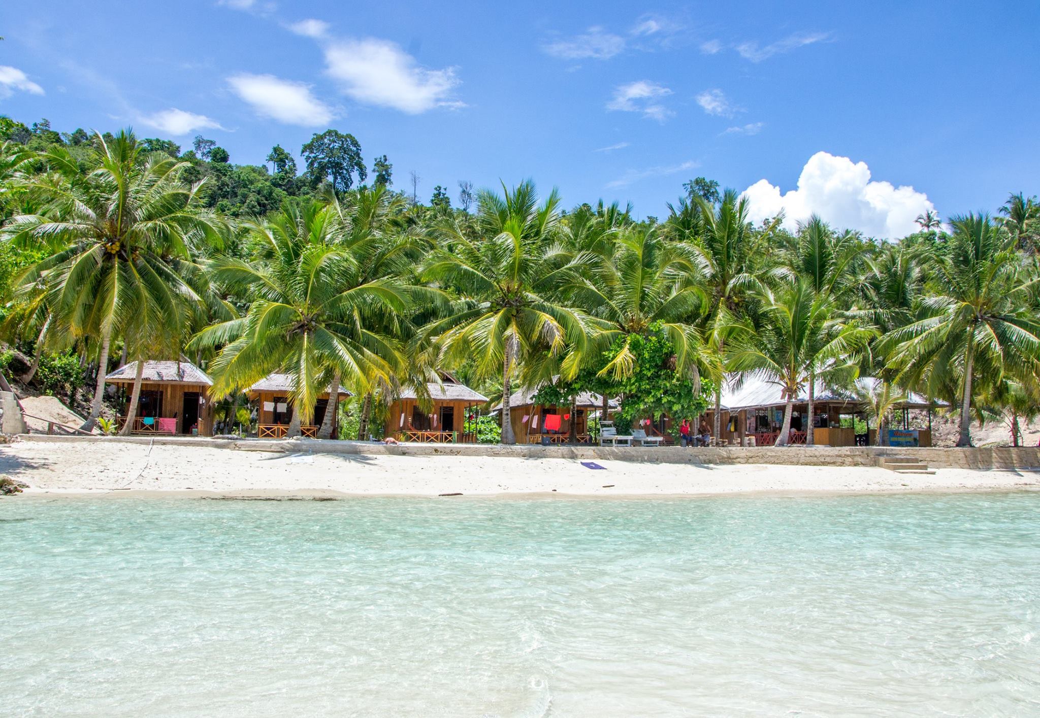 Malenge - sera beach Malenge - sera beach