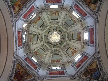 Coupole de la cathédrale de Salzbourg Coupole de la cathédrale de Salzbourg