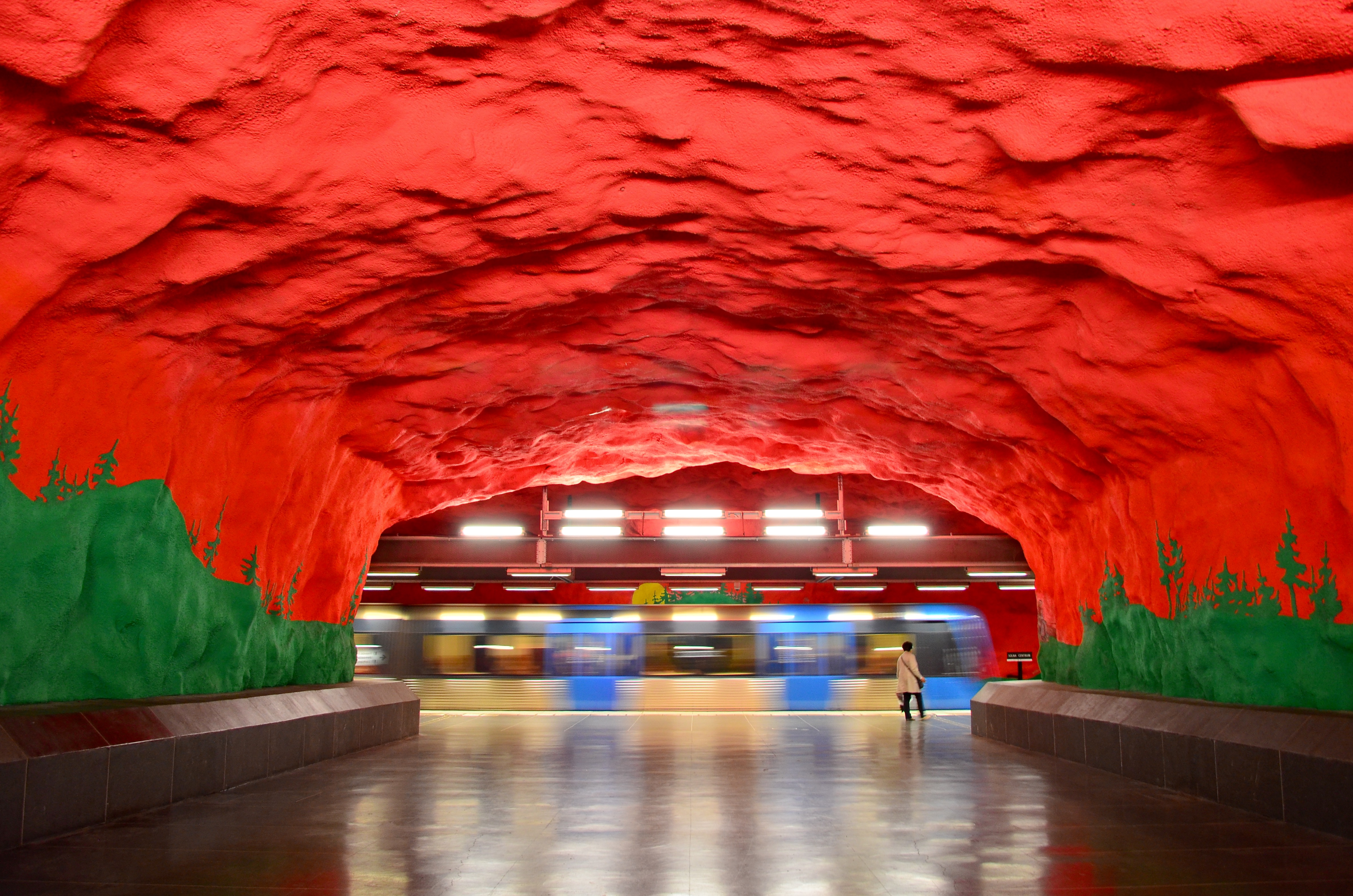 Solna Centrum, Stockholm Tunnelbana