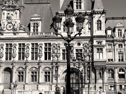 Façade de l'Hôtel de Ville de Paris