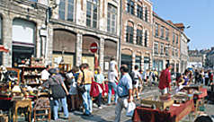 On trouve de tout &agrave; la Braderie de Lille !