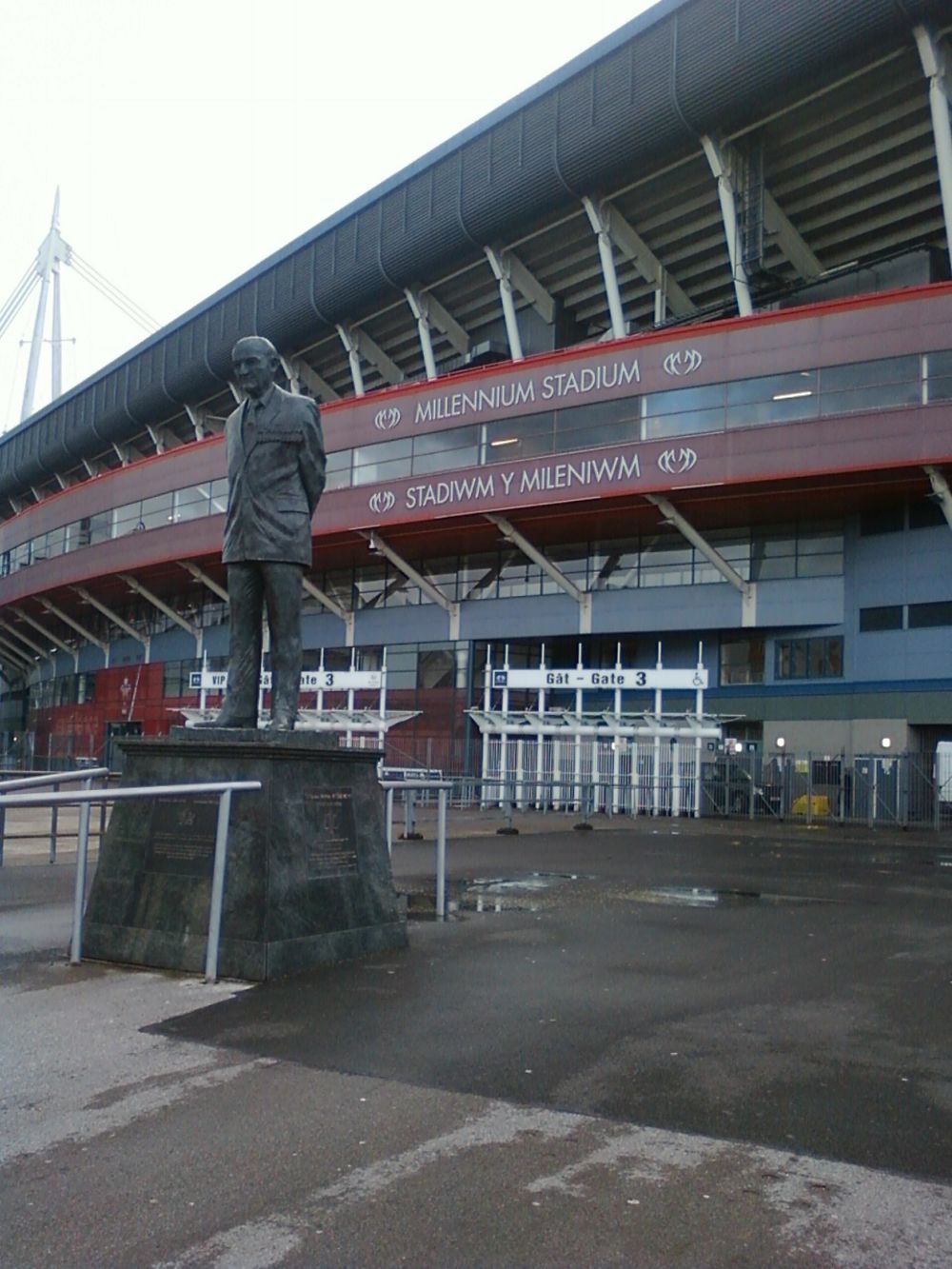 Statue du Millenium Stadium