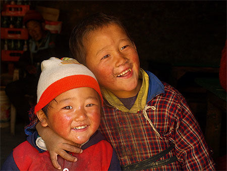 Enfants Tamang à Gatlang
