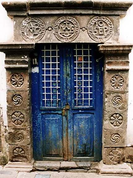 Porte ancienne à Cuzco