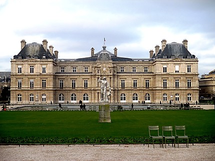 Palais du Luxembourg en décembre