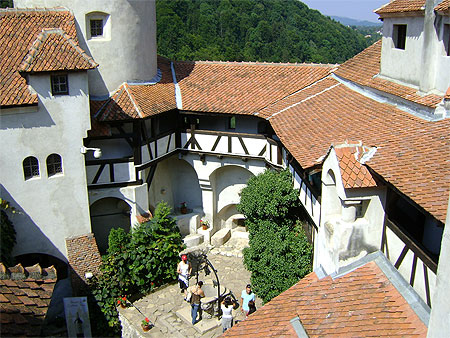 Vue de l'intérieur du château de Bran Vue de l'intérieur du château de Bran
