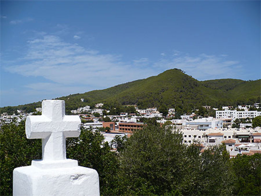 Perspective sur Santa Eularia des Riu