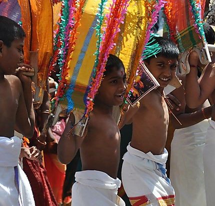 Enfants Sri Lanka hindouistes