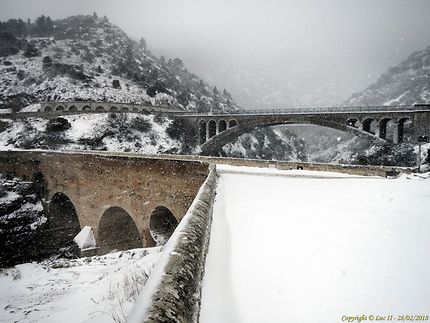 Pont du Diable sous la neige