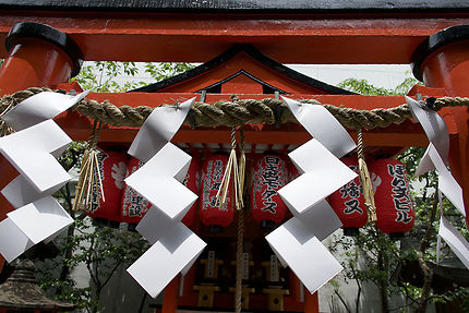Omikuji dans un temple de Kyoto