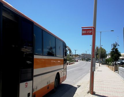 Soleil et stations de bus