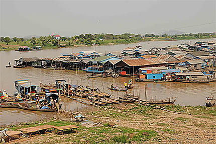 La ville sur l'eau de Kompong Chhnang