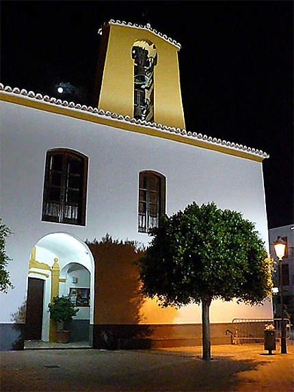L'église de Santa Gertrudis, illuminée