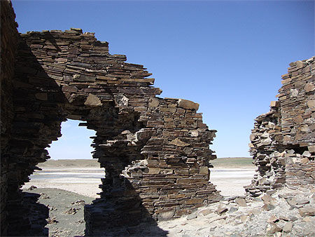 Les ruines de Süm Khökh Burd