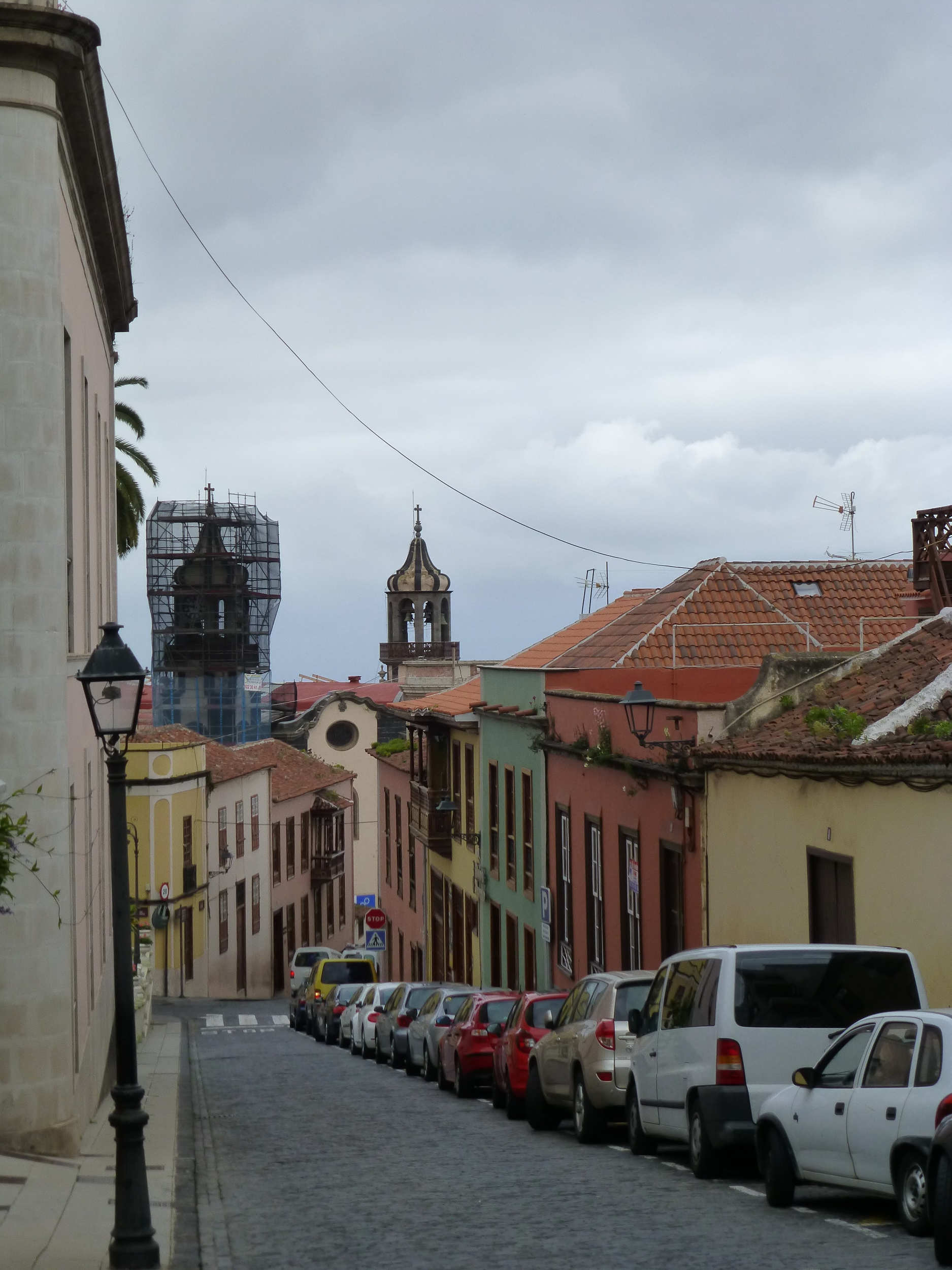 Rue en pente descendante Rue en pente descendante