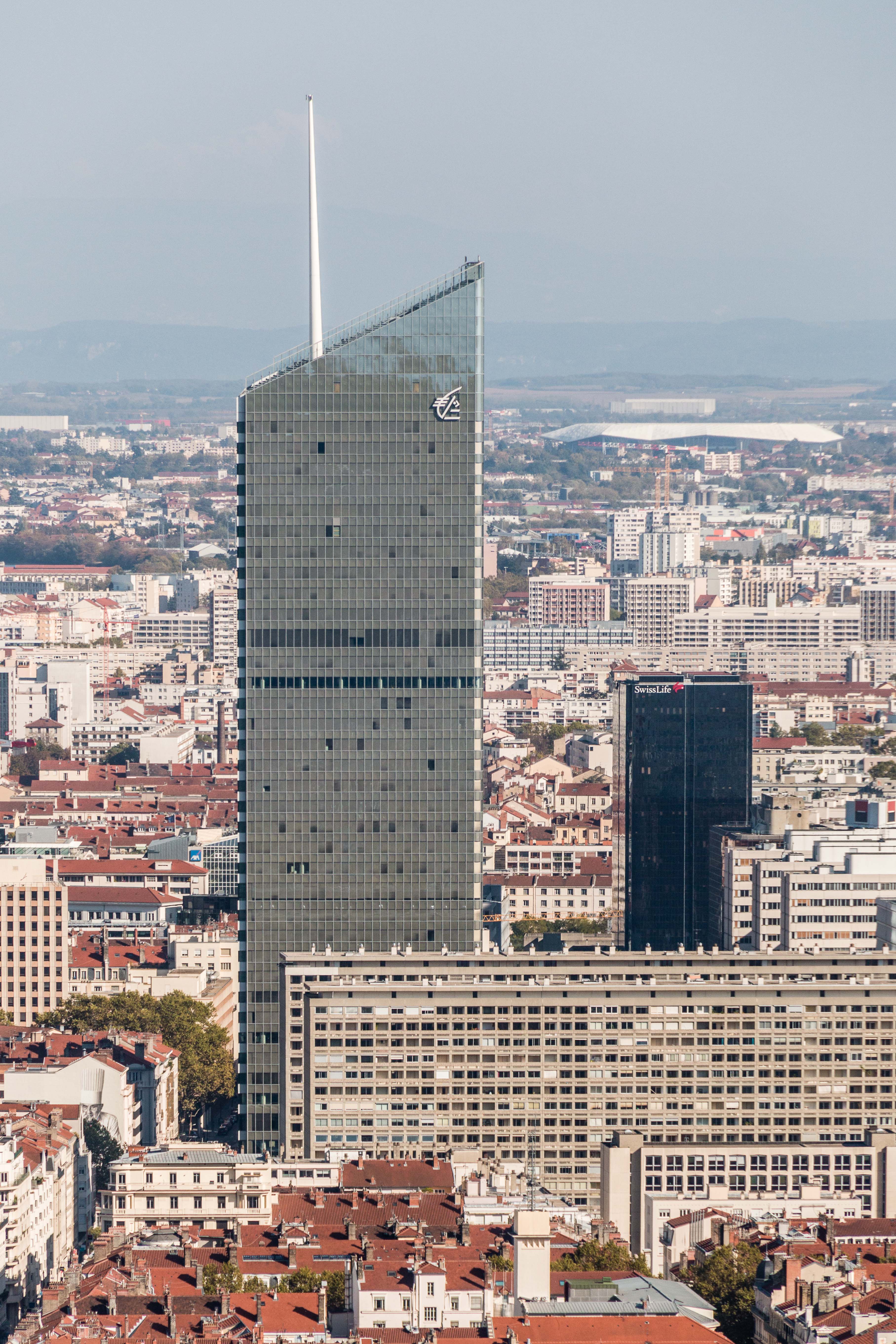 tour suisse lyon adresse