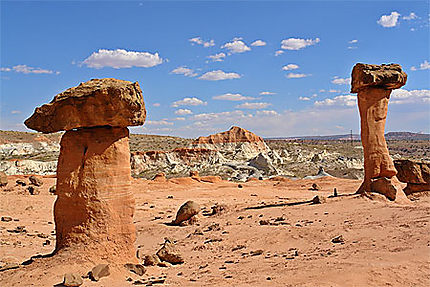 Toadstool hoodoos