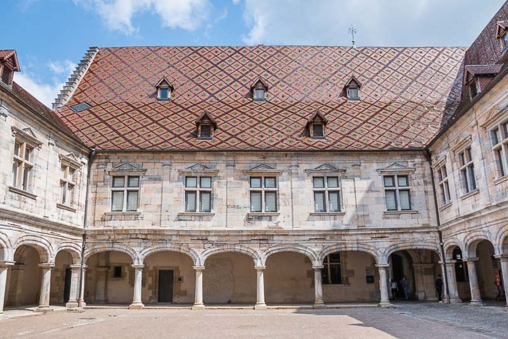 Besançon, Cour d'honneur du Palais Granvelle