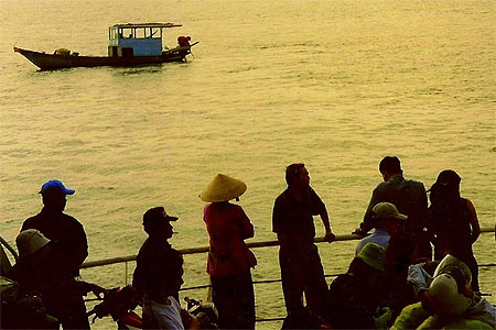 Bac sur le Mekong Bac sur le Mekong