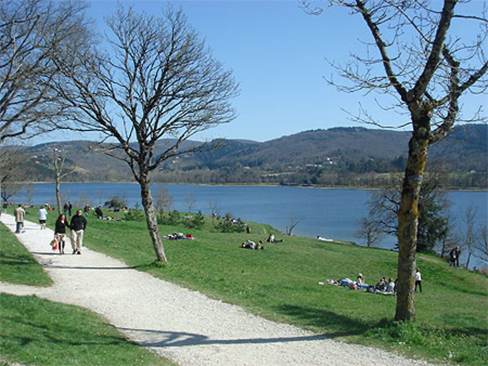 Le lac de St féréol