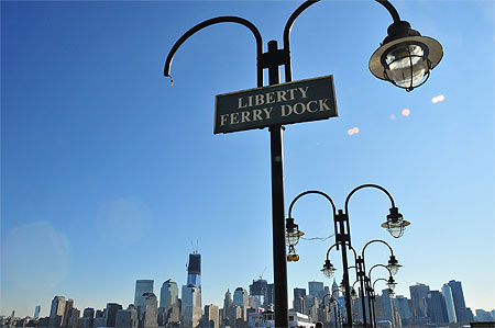 Départ des Ferry pour Liberty Island Départ des Ferry pour Liberty Island