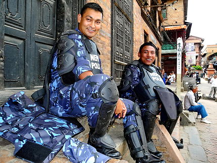 Police touristique népalaise