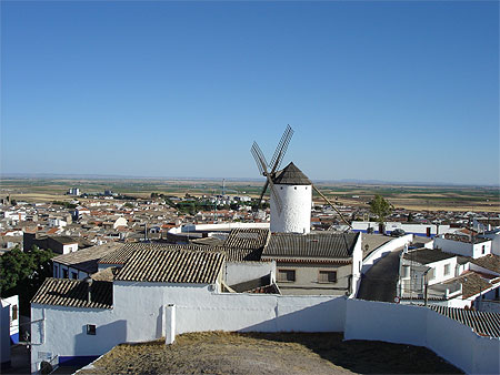 Moulin à vent à Campo de Criptana Moulin à vent à Campo de Criptana