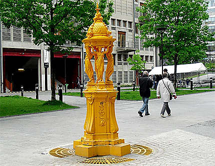 Fontaine Wallace Jaune