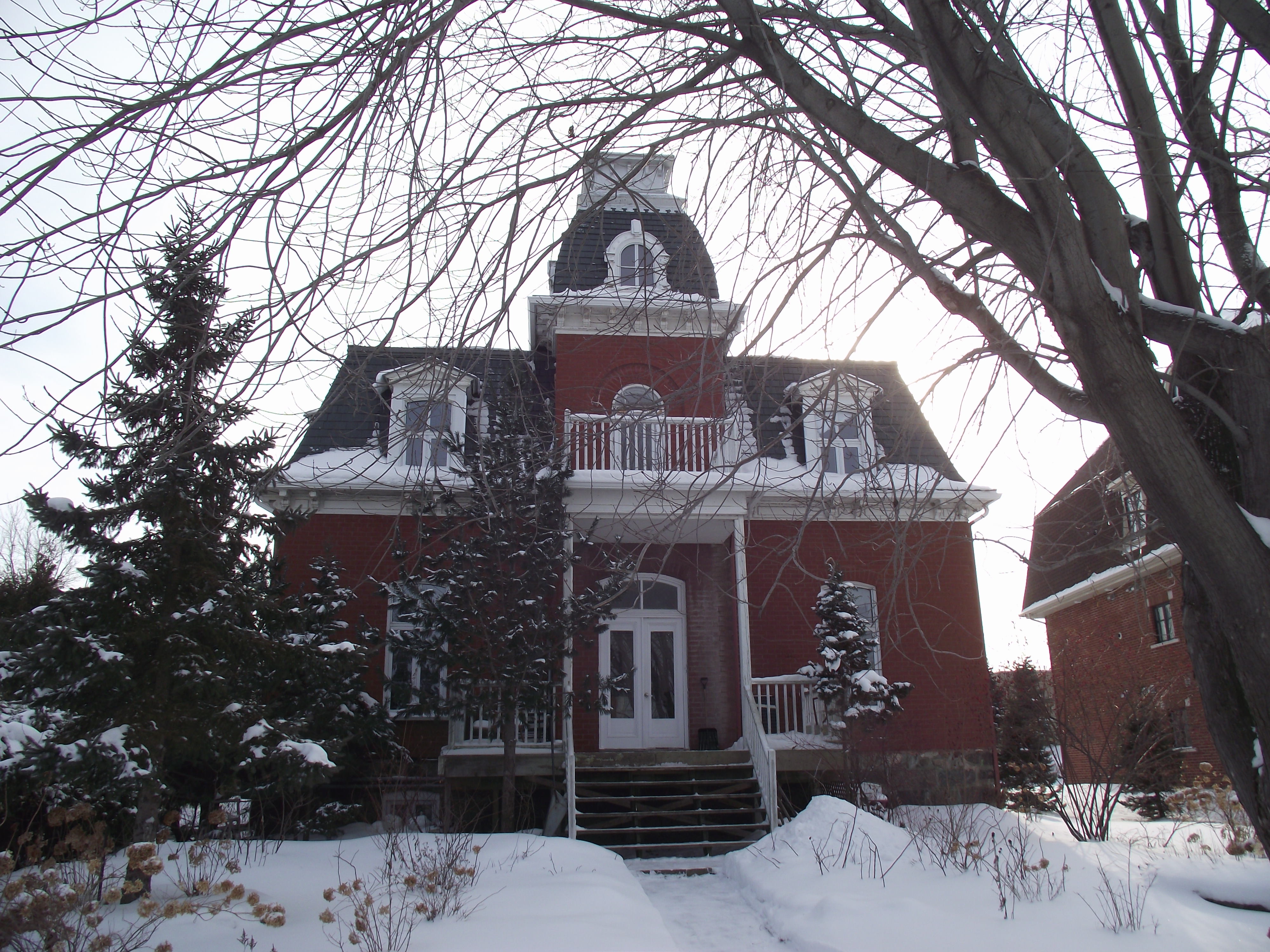 Maison Taupier ( 1876 ) Chambly Maison Taupier ( 1876 ) Chambly