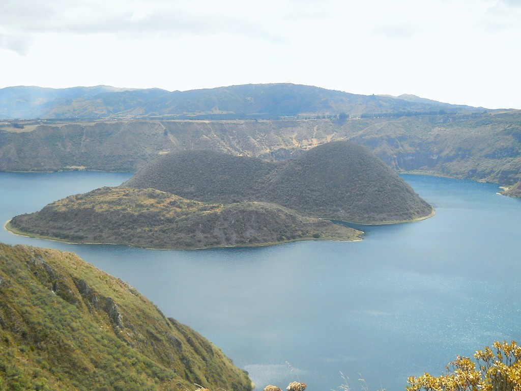 Laguna Cuicocha Laguna Cuicocha