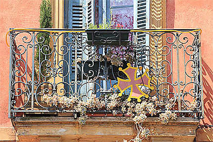 Carcassonne - Rue Trivalle - Joli balcon
