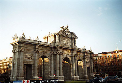 Arc de triomphe madrilène