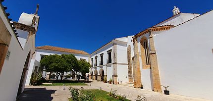 Cour intérieure du Musée municipal de Faro 