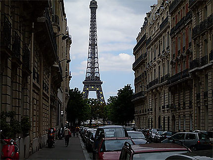 Une tour Eiffel étoilée