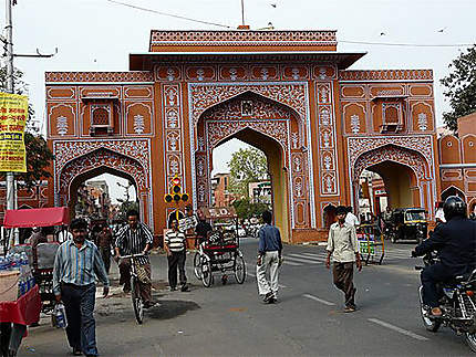 Une des portes de la ville de Jaipur