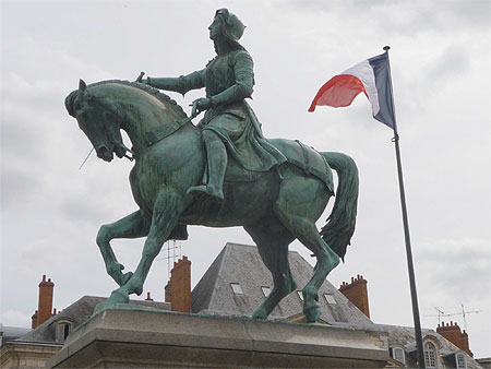 Jeanne d'Arc "La pucelle d'Orleans" Jeanne d'Arc "La pucelle d'Orleans"