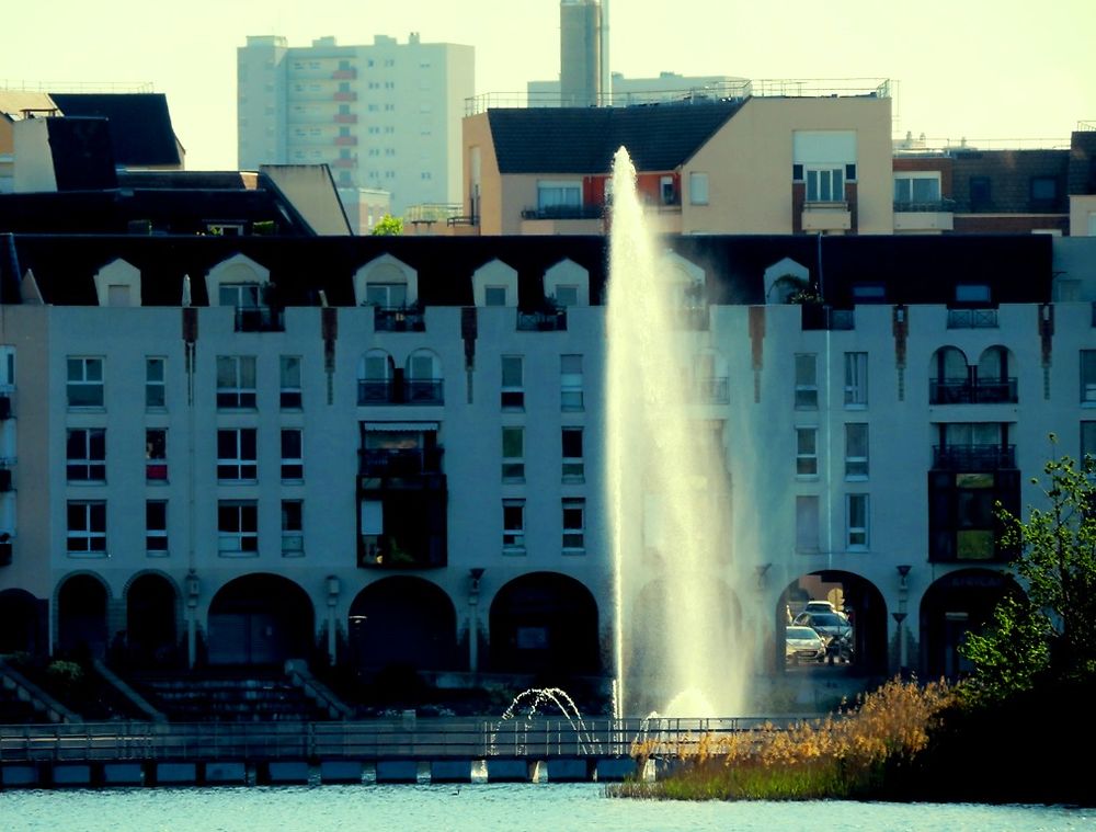 Le grand jet d'eau du Lac de Créteil