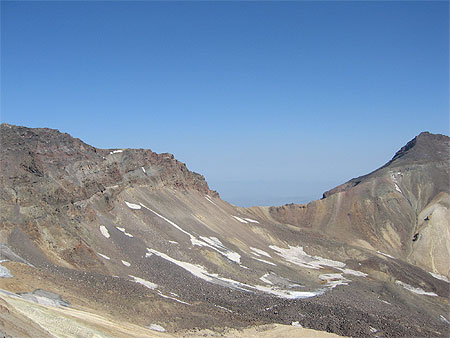 Au sommet du mont Aragats Au sommet du mont Aragats