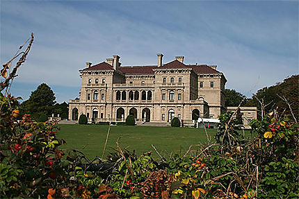 Mansion: the breakers