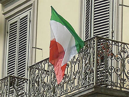 Drapeau pour les 150 ans de la réunification Italienne