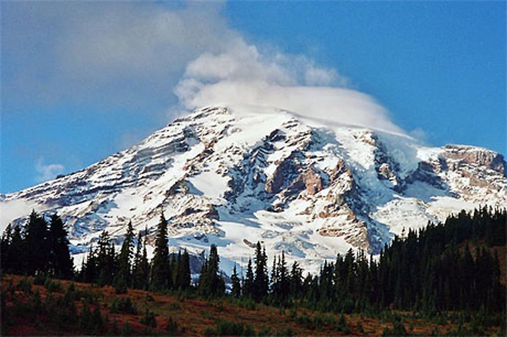 Le ciel se dégage sur le Mont Rainier