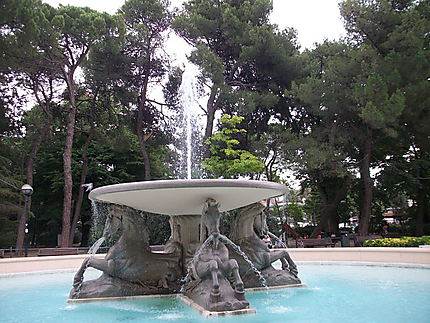 Rimini fontaine des 4 chevaux