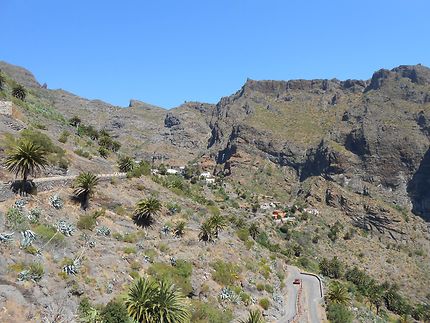 Route en descendant à Masca, Tenerife
