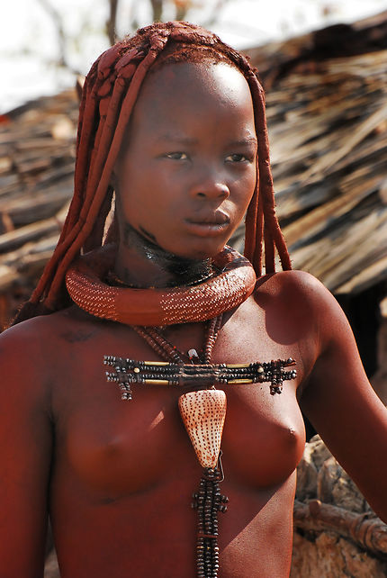 Jeune femme himba