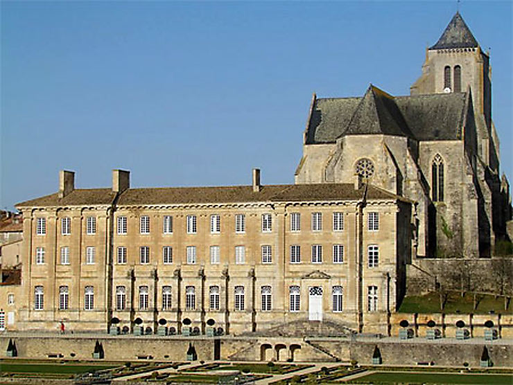 Abbaye royale Notre-Dame