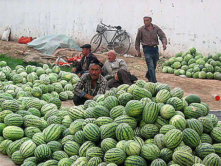 Sur le marché de Kashgar